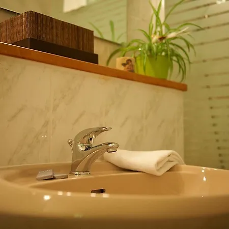 Le Relais Отель Флёранс