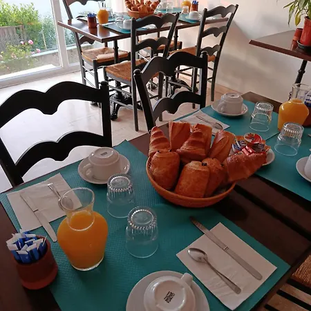 Le Relais 2*