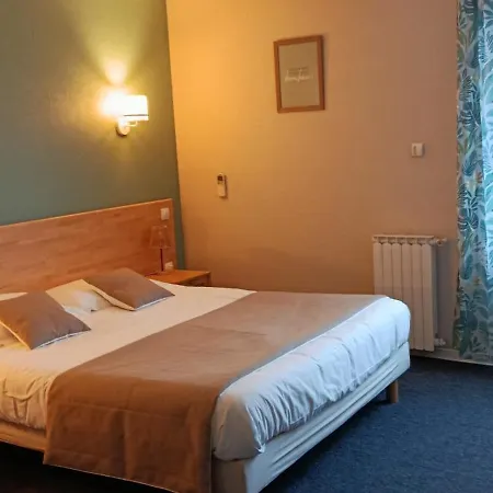 Le Relais Hotel