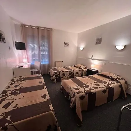 Le Relais Hotel